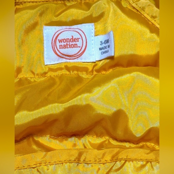 Wonder Nation Puffer Jacket, EUC, Size 3-6 months - Picture 4 of 9